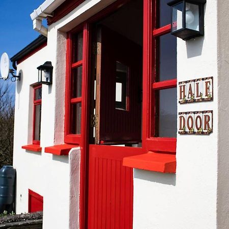 Half Door Cottage ドゥーリン エクステリア 写真