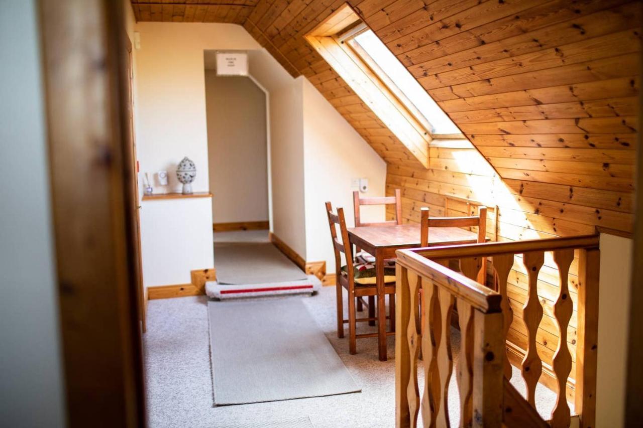 Half Door Cottage ドゥーリン エクステリア 写真