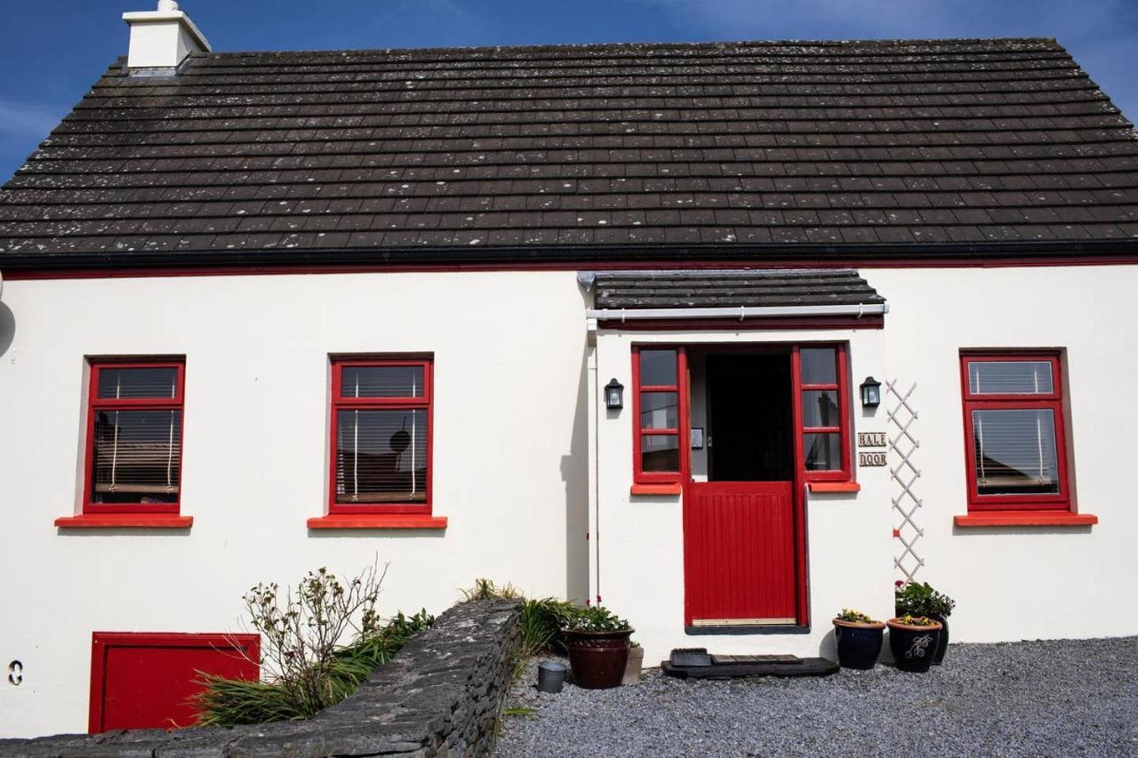 Half Door Cottage ドゥーリン エクステリア 写真