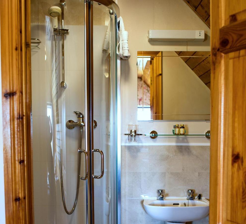 Half Door Cottage ドゥーリン エクステリア 写真